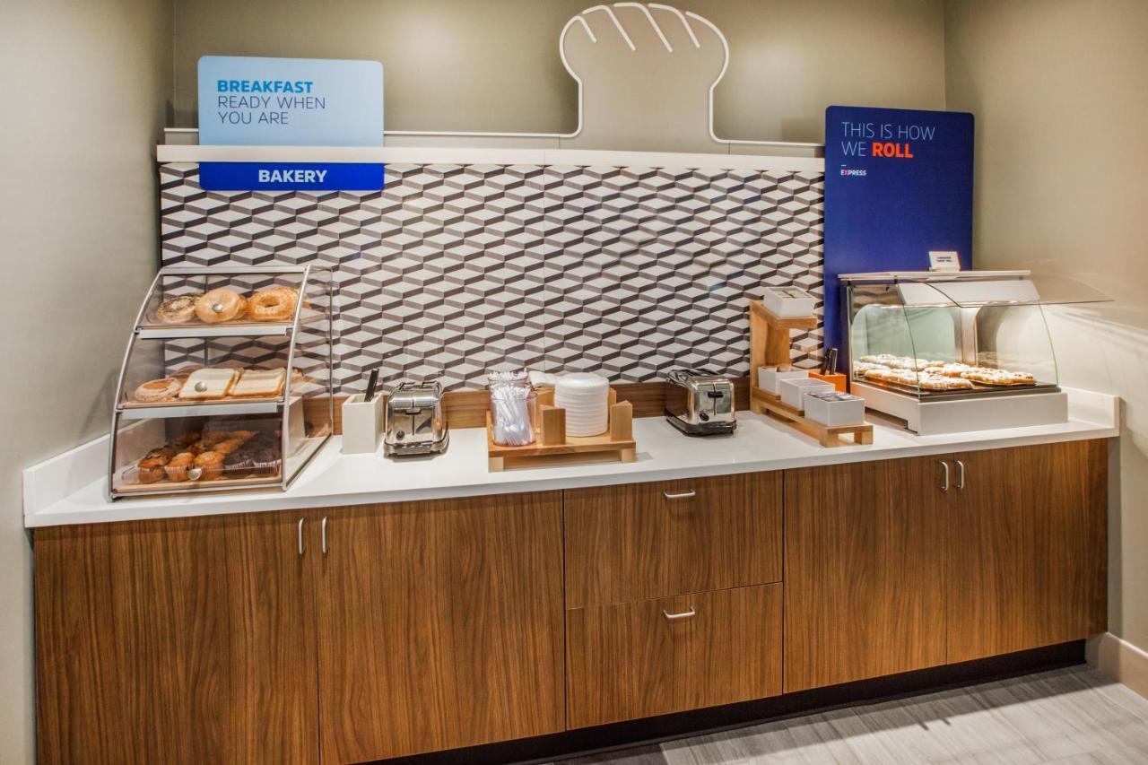 Holiday Inn Express & Suites - Bullhead City By Ihg ภายนอก รูปภาพ
