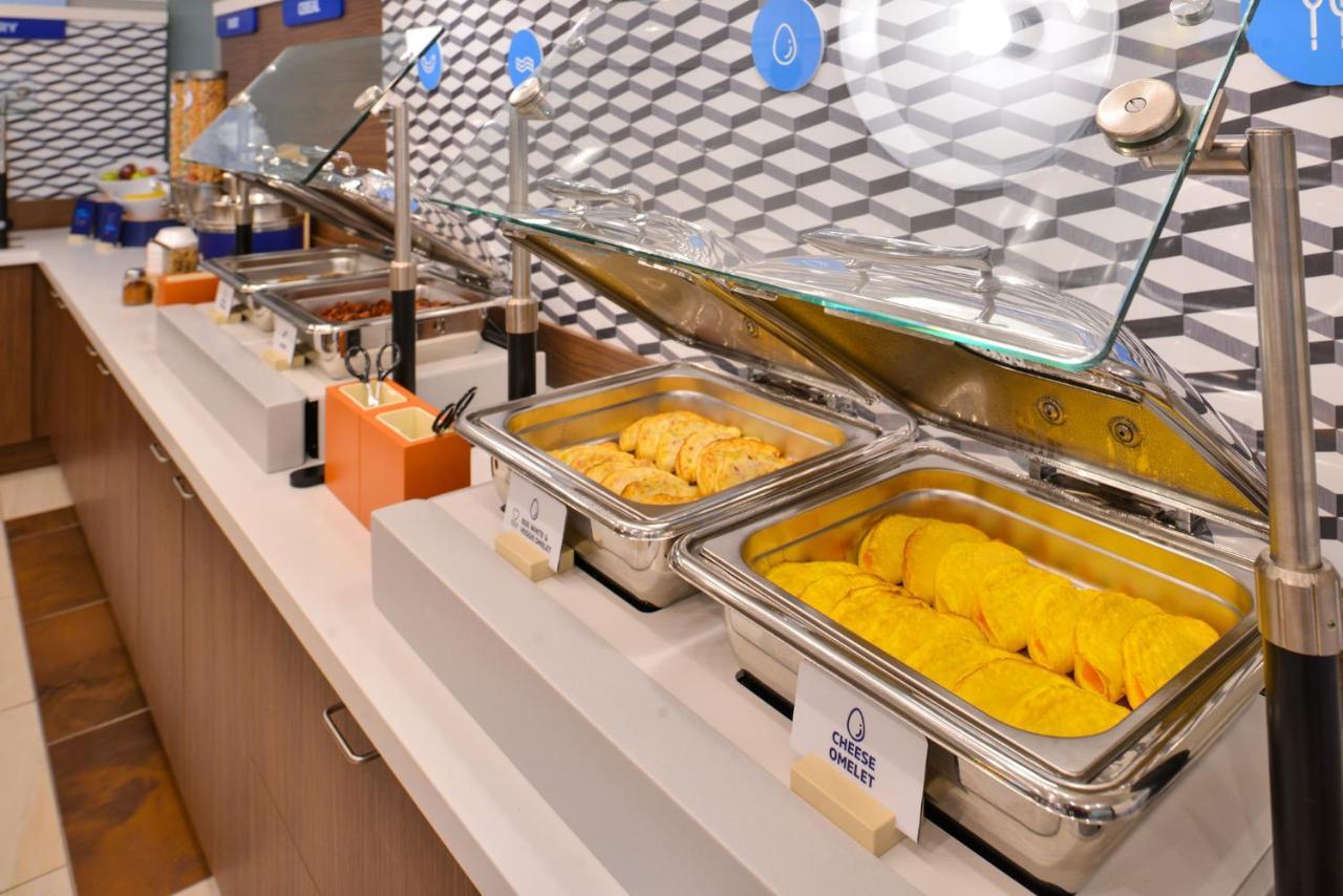 Holiday Inn Express & Suites - Bullhead City By Ihg ภายนอก รูปภาพ
